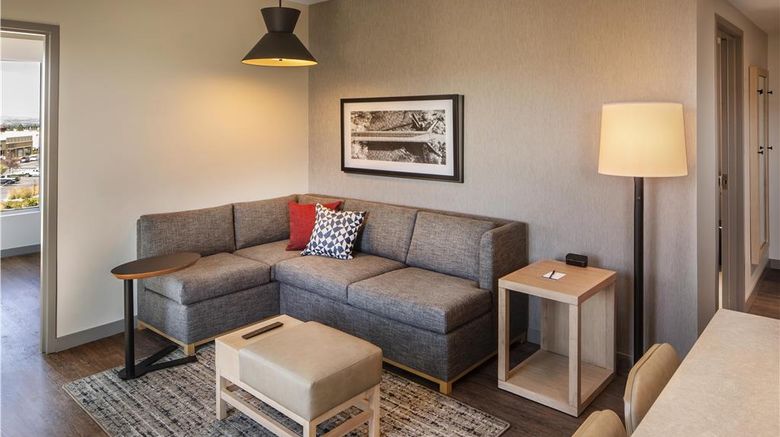 <b>Hyatt Place Reno Suite</b>. Images powered by <a href="https://iceportal.shijigroup.com/" title="IcePortal" target="_blank">IcePortal</a>.
