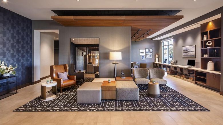 <b>Hyatt Place Reno Lobby</b>. Images powered by <a href="https://iceportal.shijigroup.com/" title="IcePortal" target="_blank">IcePortal</a>.