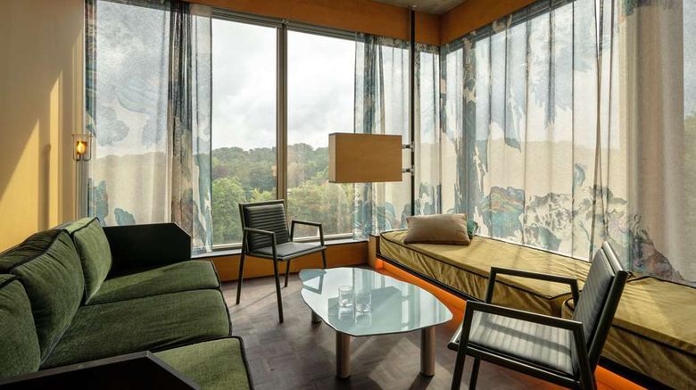 <b>Mix Hotel Suite</b>. Images powered by <a href="https://iceportal.shijigroup.com/" title="IcePortal" target="_blank">IcePortal</a>.