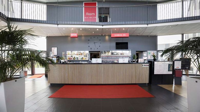 <b>Aiden by Best Western Skavsta Airport Lobby</b>. Images powered by <a href="https://iceportal.shijigroup.com/" title="IcePortal" target="_blank">IcePortal</a>.