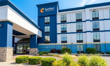 Comfort Inn & Suites Danbury-Bethel