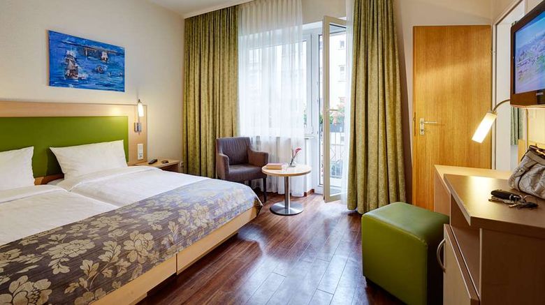 <b>Hotel Imperial Dusseldorf, Sure Coll BW Room</b>. Images powered by <a href="https://iceportal.shijigroup.com/" title="IcePortal" target="_blank">IcePortal</a>.