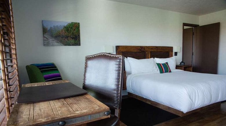 <b>Hacienda de Leal, BW Signature Coll Room</b>. Images powered by <a href="https://iceportal.shijigroup.com/" title="IcePortal" target="_blank">IcePortal</a>.