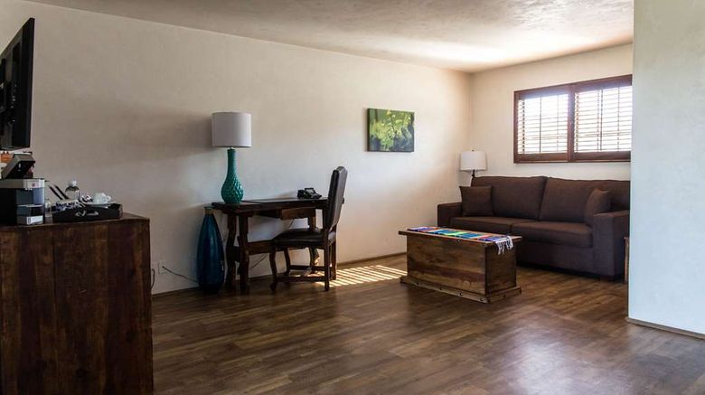 <b>Hacienda de Leal, BW Signature Coll Room</b>. Images powered by <a href="https://iceportal.shijigroup.com/" title="IcePortal" target="_blank">IcePortal</a>.