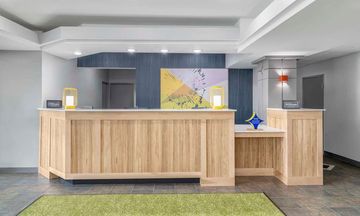 Spark By Hilton Lansing