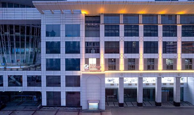 Ramada Encore Wuhan Intl Conf Center Exterior