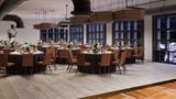 Riverbend Hotel & Stes Trademark Coll Restaurant
