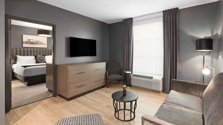 <b>Riverbend Hotel & Stes Trademark Coll Suite</b>. Images powered by <a href="https://iceportal.shijigroup.com/" title="IcePortal" target="_blank">IcePortal</a>.
