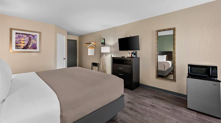 Quality Inn Fort Myers Cape Coral Room