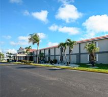 Quality Inn Fort Myers Cape Coral Exterior