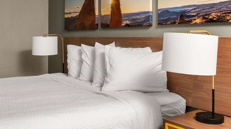 Days Inn by Wyndham Albuquerque Northeast Room