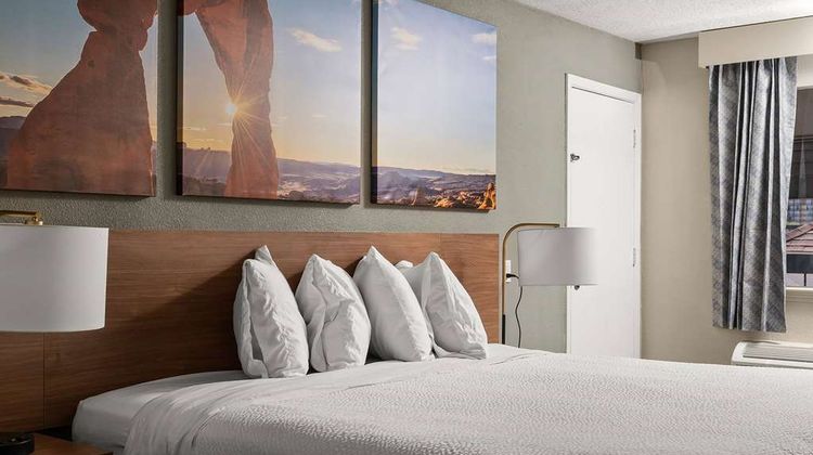 Days Inn by Wyndham Albuquerque Northeast Room