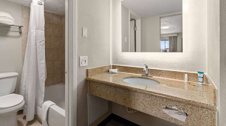 Days Inn by Wyndham Albuquerque Northeast Room