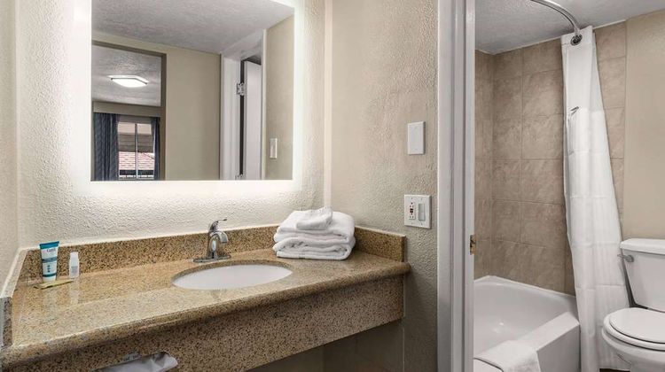 Days Inn by Wyndham Albuquerque Northeast Room