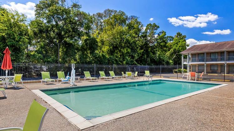 SureStay Plus by Best Western Beaumont Pool