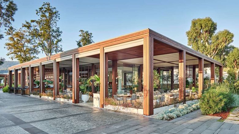 <b>Voyage Torba Restaurant</b>. Images powered by <a href="https://iceportal.shijigroup.com/" title="IcePortal" target="_blank">IcePortal</a>.