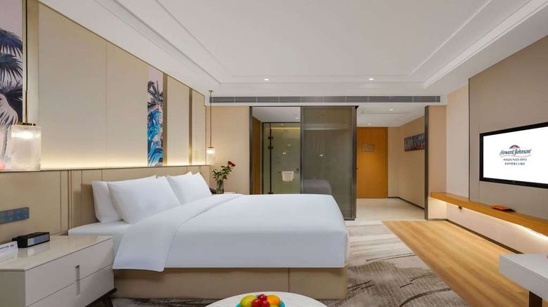 <b>Howard Johnson by Wyndham Huaqiao Plaza Room</b>. Images powered by <a href="https://iceportal.shijigroup.com/" title="IcePortal" target="_blank">IcePortal</a>.