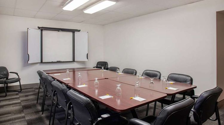 Days Inn & Conference Centre by Wyndham Meeting