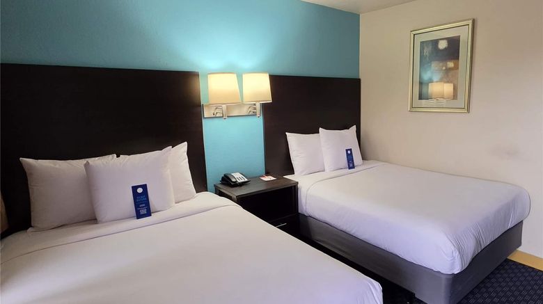 <b>Howard Johnson by Wyndham Odessa Room</b>. Images powered by <a href="https://iceportal.shijigroup.com/" title="IcePortal" target="_blank">IcePortal</a>.