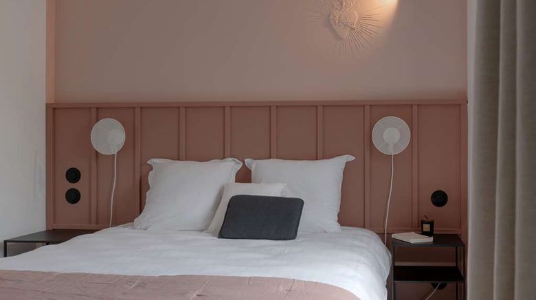 <b>Hotel Le Prieure Room</b>. Images powered by <a href="https://iceportal.shijigroup.com/" title="IcePortal" target="_blank">IcePortal</a>.