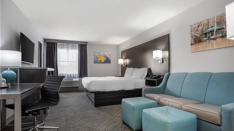 <b>SureStay Plus BW St James Donaldsonville Room</b>. Images powered by <a href="https://iceportal.shijigroup.com/" title="IcePortal" target="_blank">IcePortal</a>.