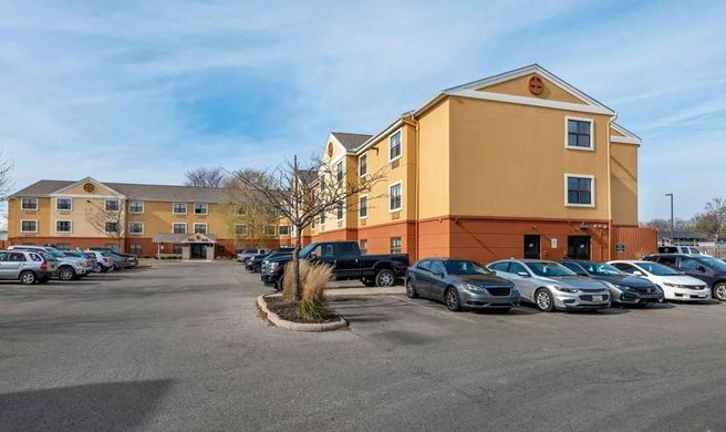 MainStay Suites Columbus North Worthington Exterior