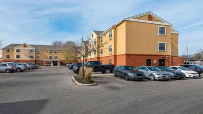 MainStay Suites Columbus North Worthington