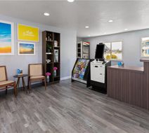 Days Inn Arroyo Grande/Pismo Beach Lobby