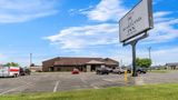 <b>Heartland Inn & Suites Exterior</b>. Images powered by <a href="https://iceportal.shijigroup.com/" title="IcePortal" target="_blank">IcePortal</a>.