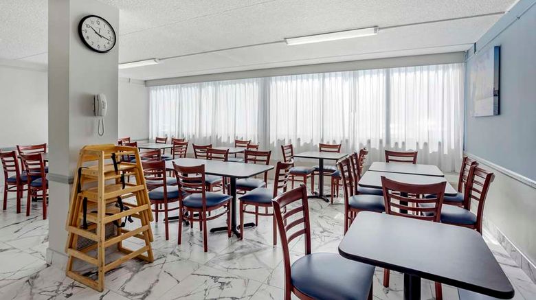 <b>Best Western Rutgers University Hotel Restaurant</b>. Images powered by <a href="https://iceportal.shijigroup.com/" title="IcePortal" target="_blank">IcePortal</a>.