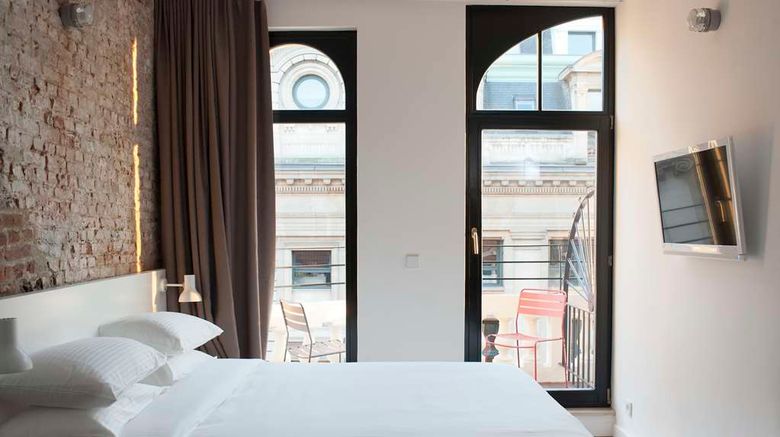 <b>9Hotel Central Other</b>. Images powered by <a href="https://iceportal.shijigroup.com/" title="IcePortal" target="_blank">IcePortal</a>.