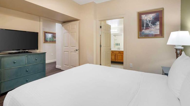 <b>Hilton Vacation Club Bent Creek Golf Room</b>. Images powered by <a href="https://iceportal.shijigroup.com/" title="IcePortal" target="_blank">IcePortal</a>.