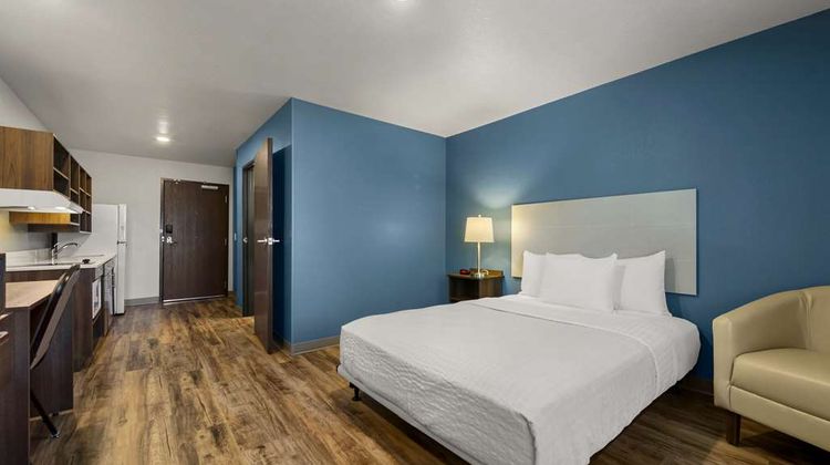 WoodSpring Suites Yorktown Newport News Room