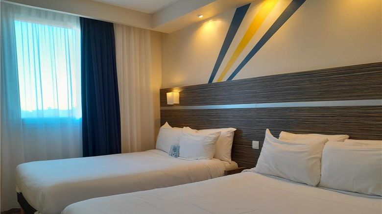 <b>Hotel Kyriad Dijon Sud - Longvic Room</b>. Images powered by <a href="https://iceportal.shijigroup.com/" title="IcePortal" target="_blank">IcePortal</a>.
