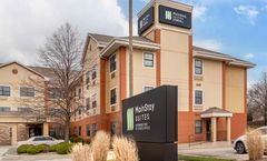MainStay Suites Chicago Hillside