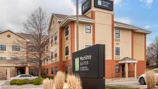 MainStay Suites Chicago Hillside