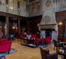 Schlosshotel Muenchhausen Lobby