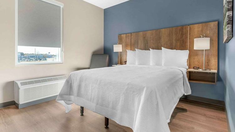 Premier Suites Greenville-Spartanburg Room