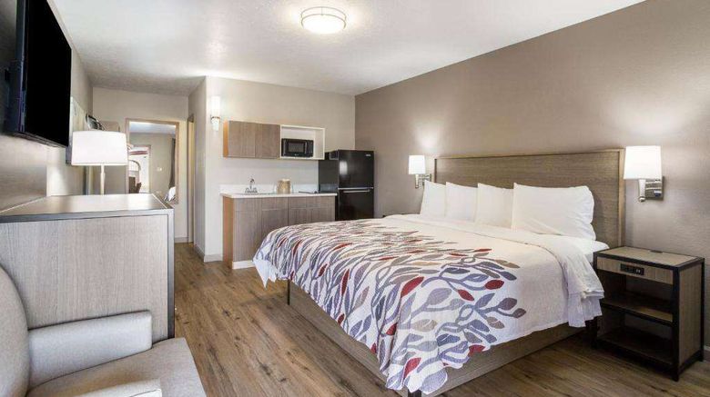 <b>Baymont by Wyndham Socorro Room</b>. Images powered by <a href="https://iceportal.shijigroup.com/" title="IcePortal" target="_blank">IcePortal</a>.