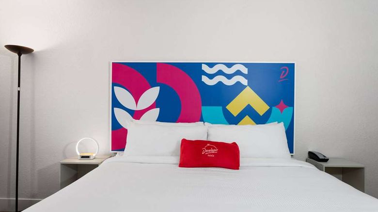 <b>Developer Inn Highway, Howard Johnson Room</b>. Images powered by <a href="https://iceportal.shijigroup.com/" title="IcePortal" target="_blank">IcePortal</a>.