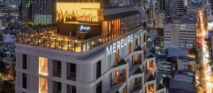 Mercure Bangkok Surawong Exterior