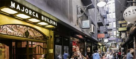 Batman's Hill on Collins Exterior