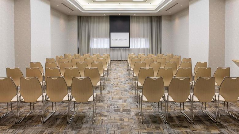 <b>Grand Mercure Sapporo Odori Park Meeting</b>. Images powered by <a href="https://iceportal.shijigroup.com/" title="IcePortal" target="_blank">IcePortal</a>.