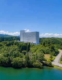 Mercure Toyama Tonami Resort & Spa