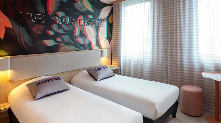 Ibis Styles Bordeaux Centre Gare Exterior