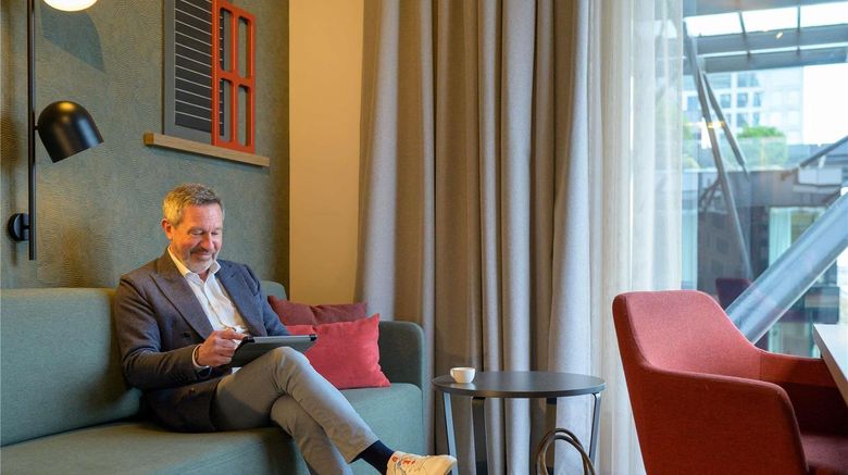 <b>Mercure Zurich City Room</b>. Images powered by <a href="https://iceportal.shijigroup.com/" title="IcePortal" target="_blank">IcePortal</a>.
