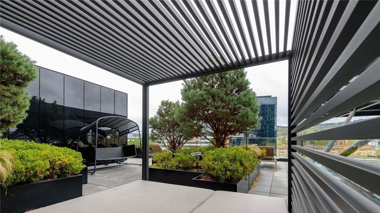 <b>Mercure Zurich City Spa</b>. Images powered by <a href="https://iceportal.shijigroup.com/" title="IcePortal" target="_blank">IcePortal</a>.