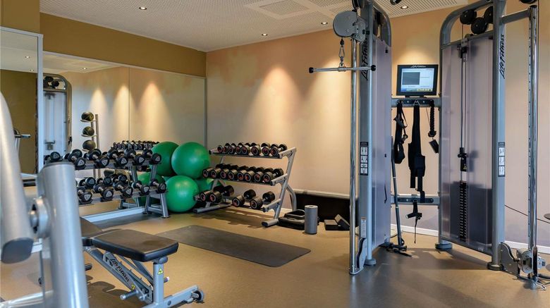 <b>Mercure Zurich City Health</b>. Images powered by <a href="https://iceportal.shijigroup.com/" title="IcePortal" target="_blank">IcePortal</a>.