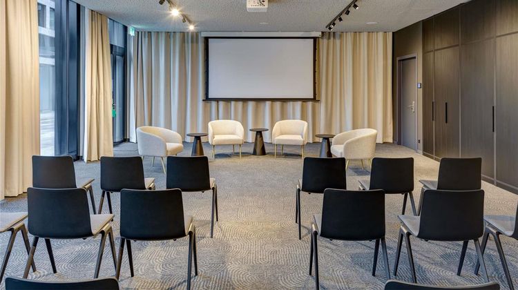 Mercure Zurich City Exterior