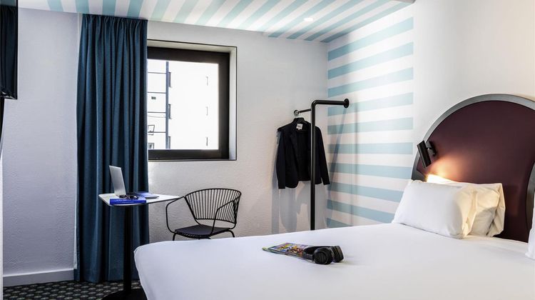 ibis Styles Paris St-Denis Pleyel Room